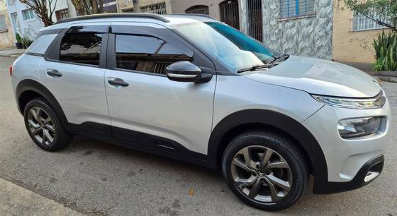 CITROËN C4 CACTUS 1.6 VTI 120 FLEX FEEL EAT6 CITROËN C4 CACTUS 1.6 VTI 120 FLEX FEEL EAT6